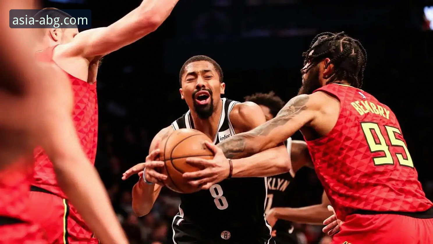 CJ-麦科勒姆续约老鹰事件全解析：2100万美元合同背后的战略意义